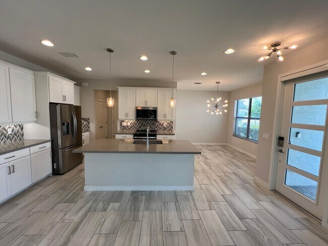 Building Photo - Beautiful Home in Saddlweoods