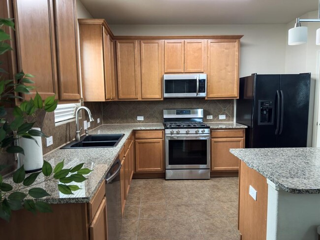 Building Photo - 26906 Henson Falls Dr