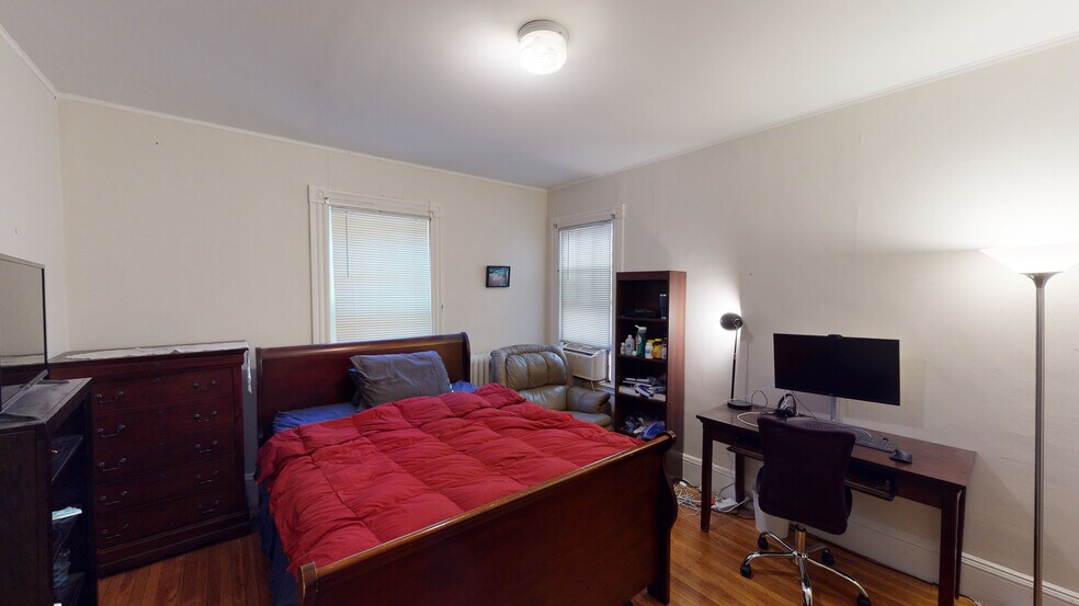 Building Photo - 5 Ashton Pl