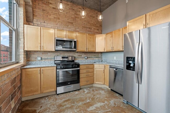 Building Photo - 901 N 3rd St