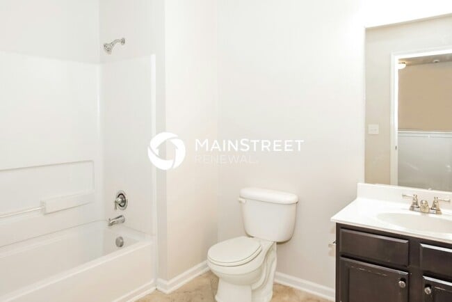 Building Photo - 3 Bedroom Pet-Friendly Home in Meridianville, AL with Main Street Renewal