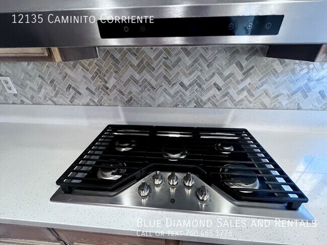 Building Photo - 12135 Caminito Corriente