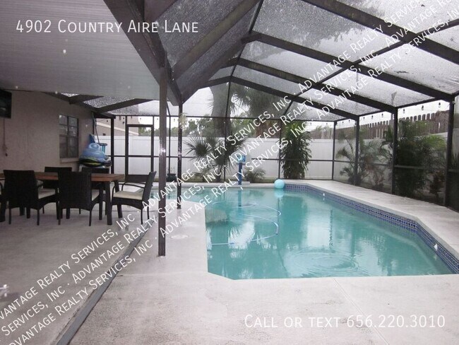 Building Photo - 4902 Country Aire Ln