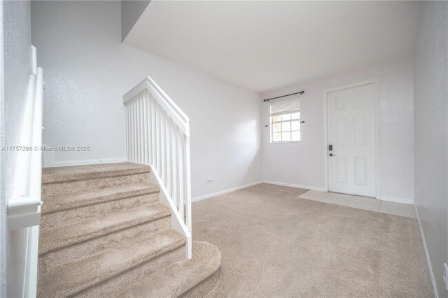 Building Photo - 445 NE 21st Ave