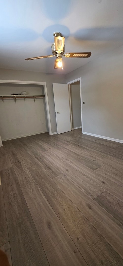 Building Photo - 1114 N Oak Terrace