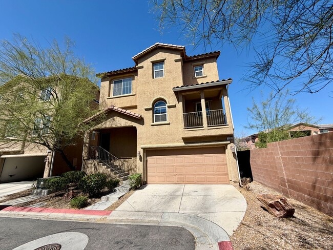 Building Photo - 3 story in Silverado Ranch
