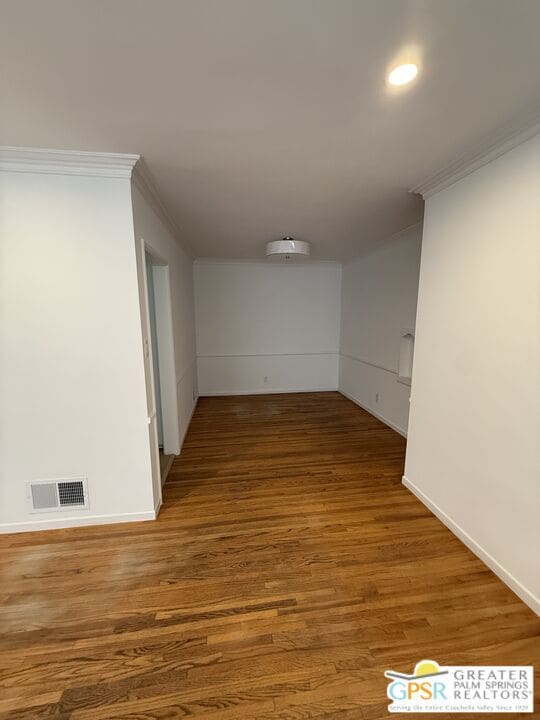 Building Photo - 1057 S Genesee Ave