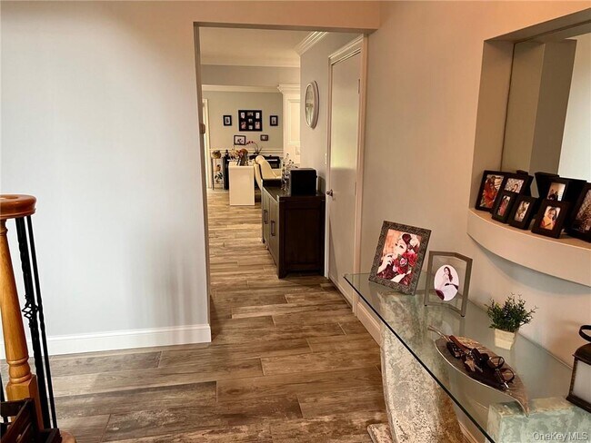 Building Photo - 145 Montgomery St