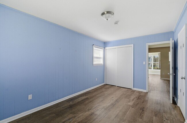 Building Photo - For more information, contact Sabrina at 757-767-0767