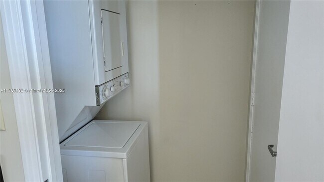 Building Photo - 9055 SW 73rd Ct