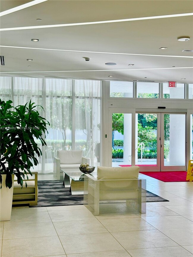 Building Photo - 4250 Biscayne Blvd