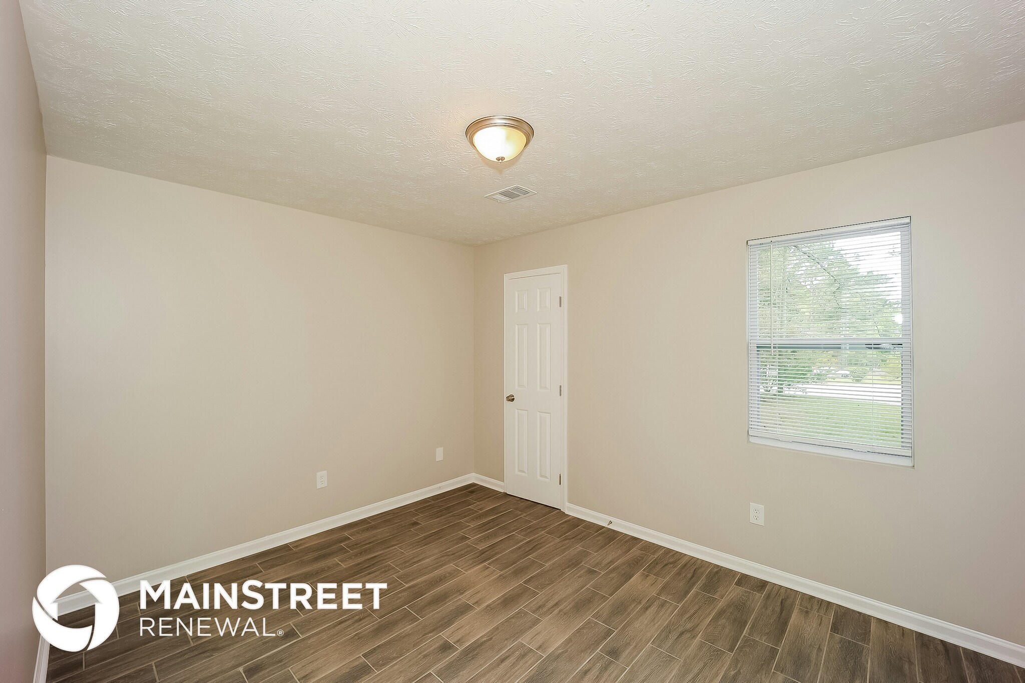 Building Photo - 2014 Radford Ct