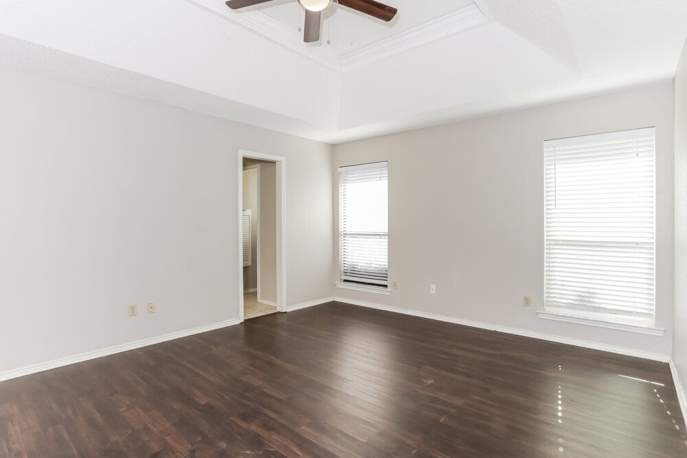 Building Photo - 7933 Clear Brook Cir