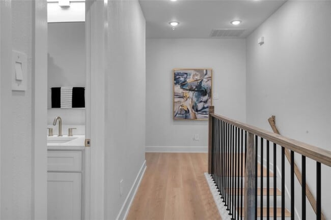 Building Photo - 13351 Goodland St