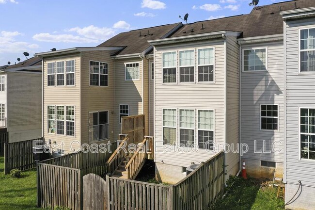 Building Photo - 314 Starkey's Landing