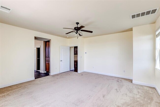 Building Photo - 7313 Lookout Bluff Terrace