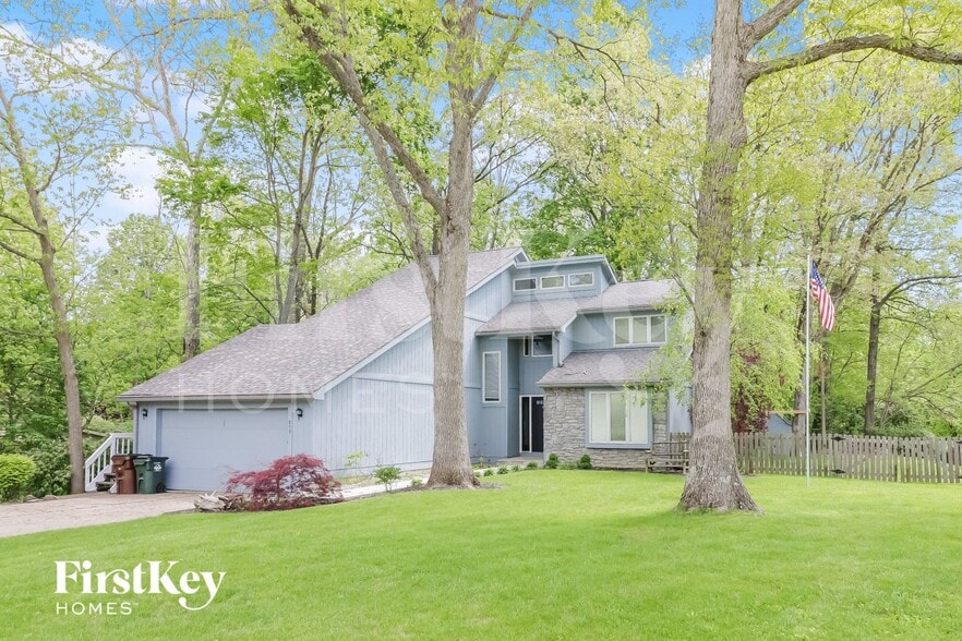 Building Photo - 800 Farview Ave