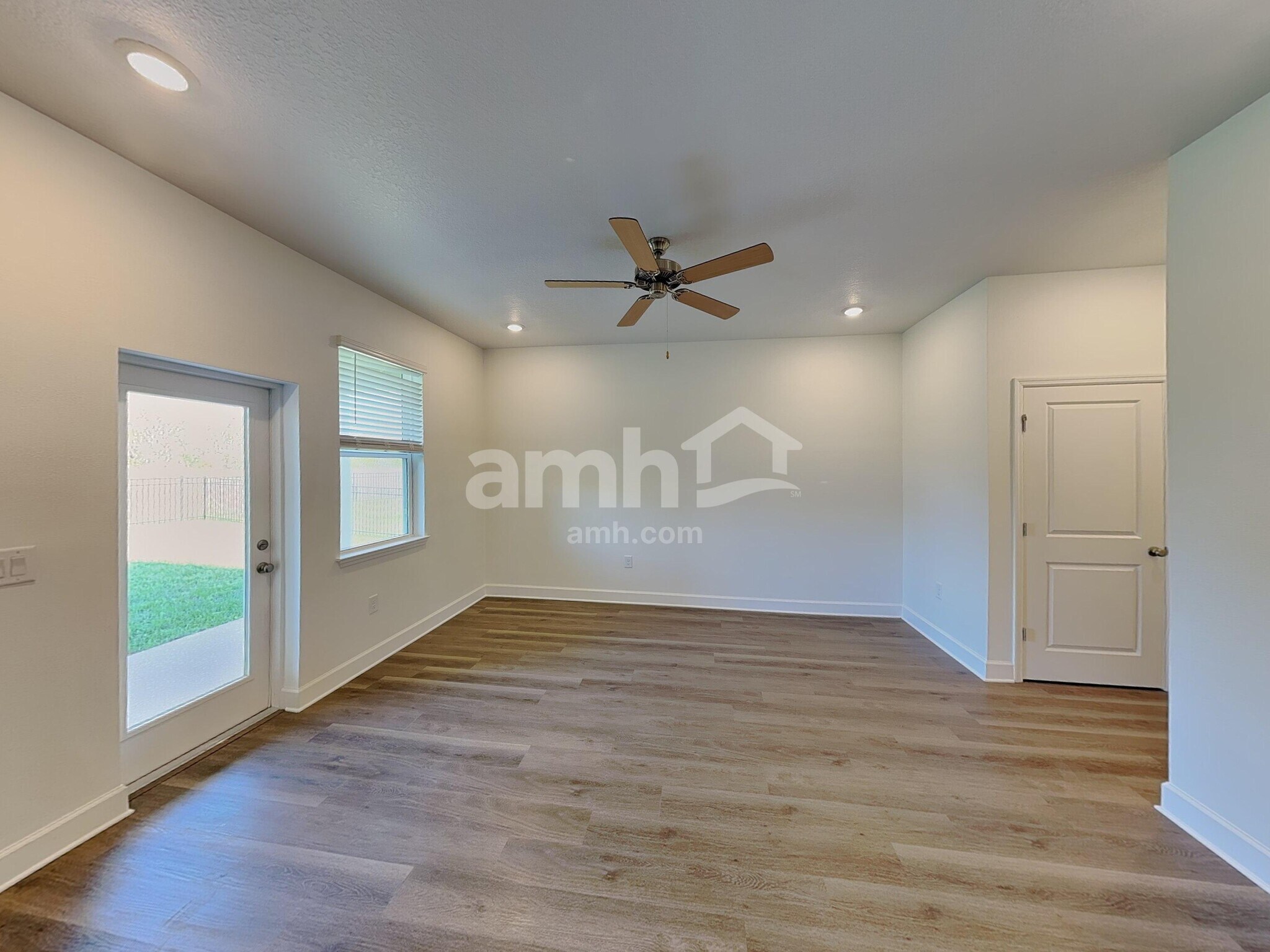Building Photo - 16536 Cheyanne Ct