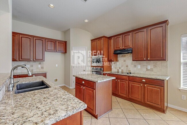 Building Photo - Charming 4 Bedroom Home in Frisco ISD Available for Rent!