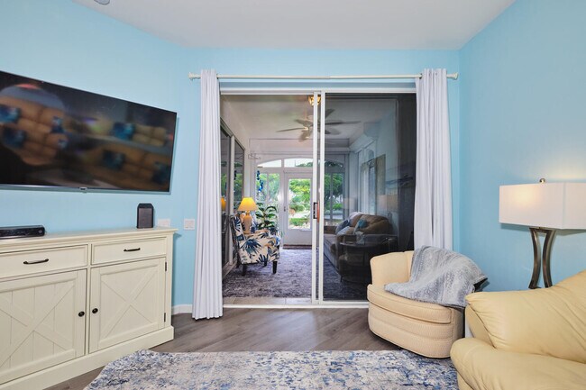 Building Photo - 9100 Southmont Cove