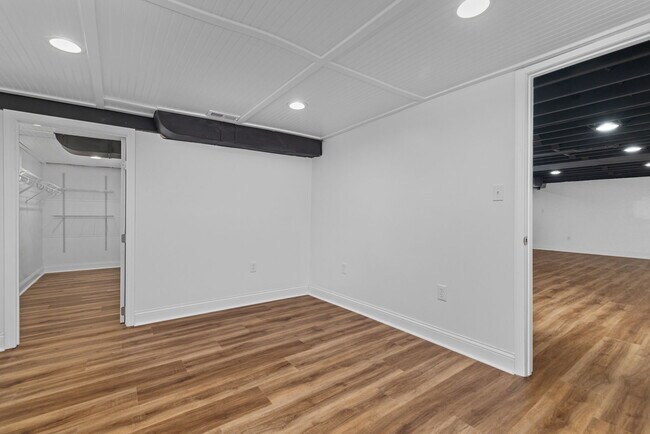 Building Photo - 303 Danworth Ct