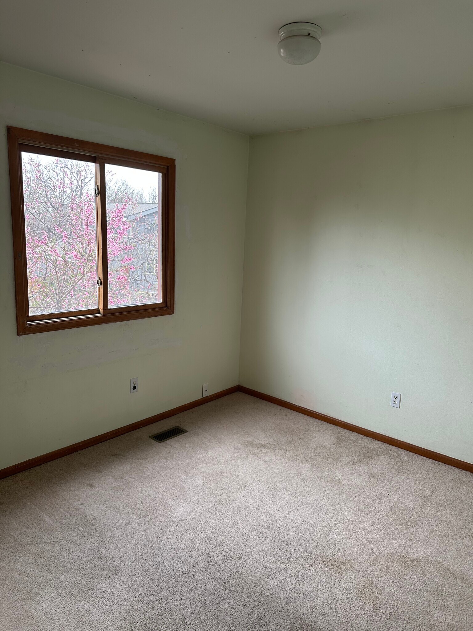 Third Bedroom - 712 Sir Galahad Dr