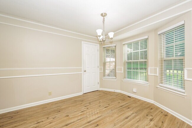 Building Photo - 3321 Quail Run Ct