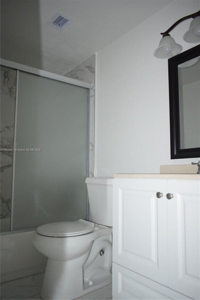 Building Photo - 484 NW 165th St