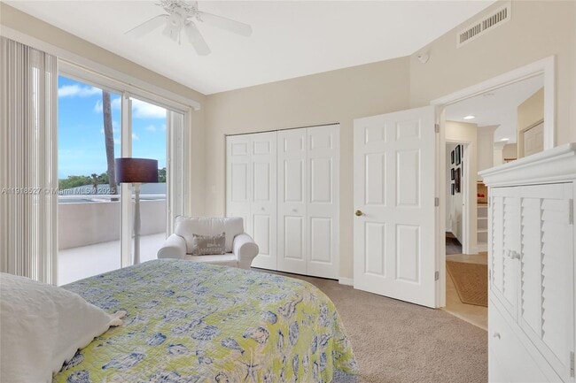 Building Photo - 5051 N Hwy A1A