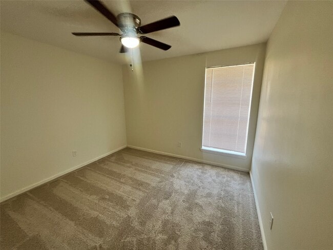 Building Photo - 3538 Orange Grove Dr