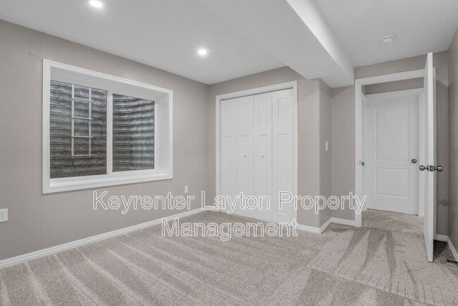 Building Photo - 826 W 1600 S