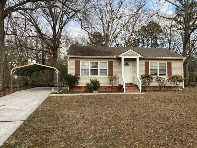 Building Photo - 2/1 Home in Garden Lakes $995.00