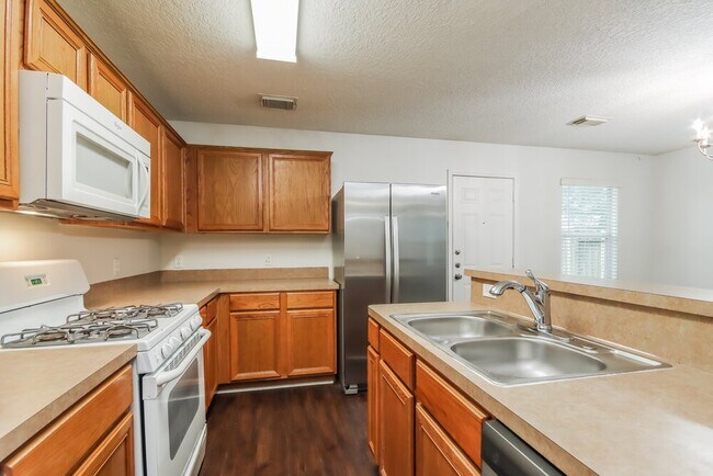 Building Photo - 4422 Cannongate Dr