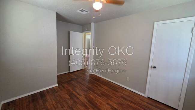 Building Photo - 6413 S Kelley Ave