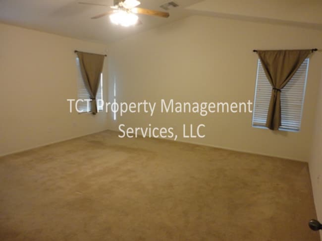 Building Photo - 3 bed/ 2 bath in Sarah Ann Ranch!