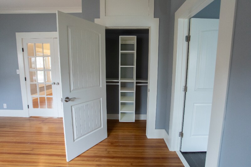 Building Photo - 1412 S St Louis Ave