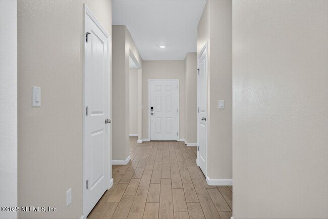 Building Photo - 112 Glenlivet Way