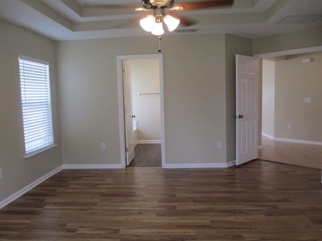 Building Photo - 2438 Tyson Lake Dr