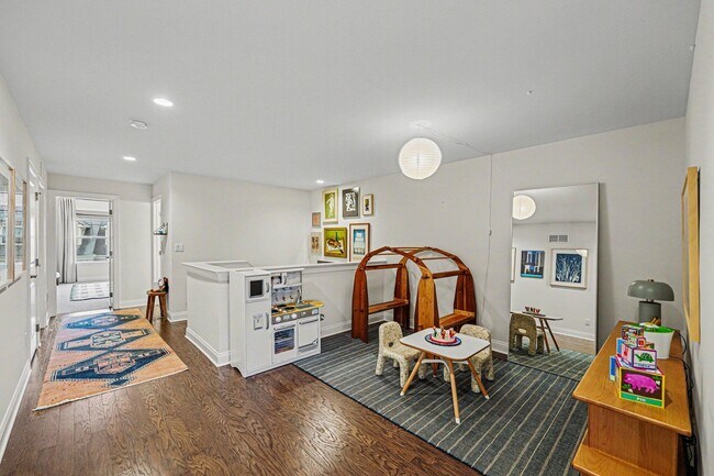 Building Photo - 3212 Brackley Dr