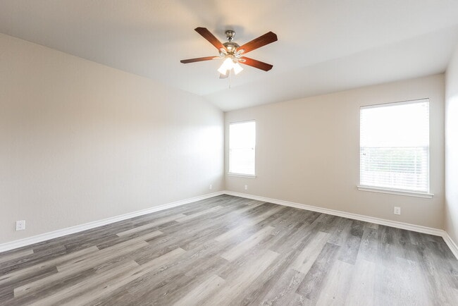 Building Photo - 2503 Barbwire Way