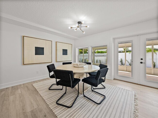 Building Photo - 6709 Cardinal Dr S