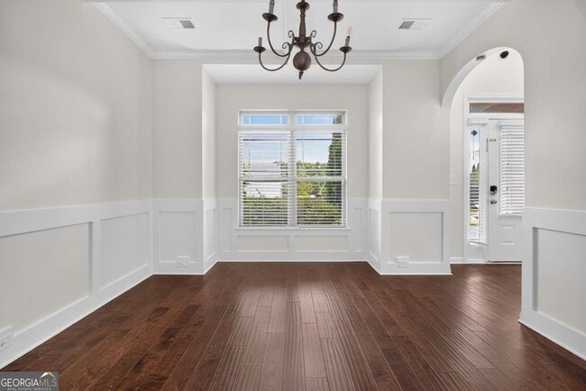 Building Photo - 2210 Apple Orchard Way