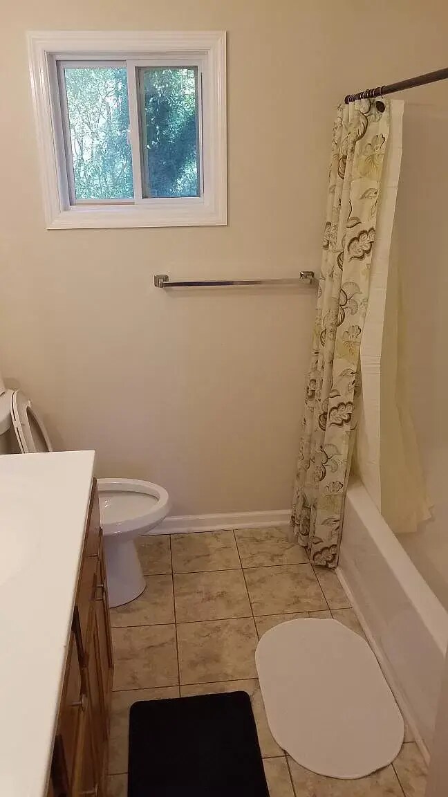 Building Photo - 439 Potomac Ave