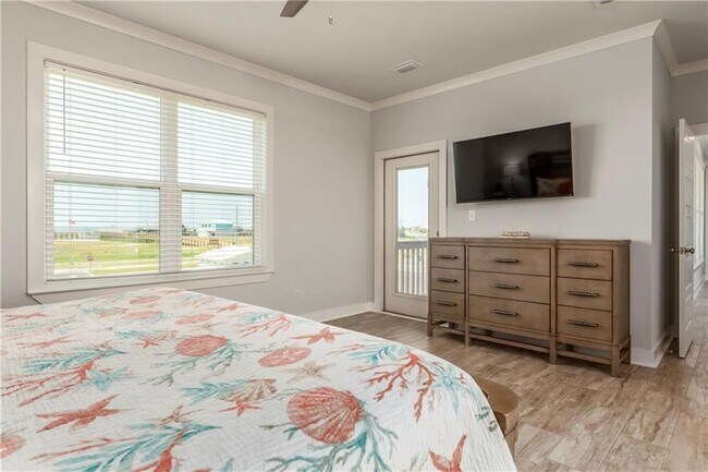 Building Photo - 1913 Cadillac Ave