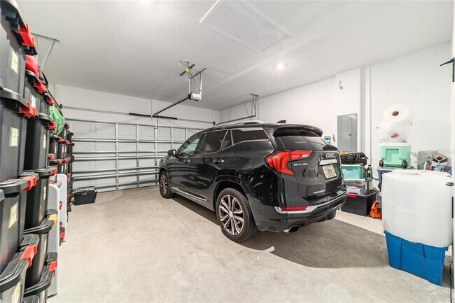Building Photo - 7762 SW 59th St