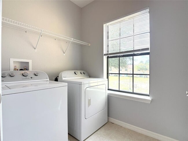 Building Photo - 1282 Clove Dr