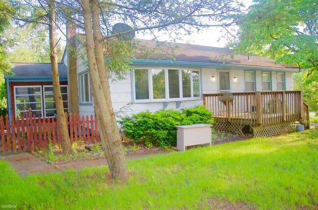Primary Photo - 364 Tylers Mill Rd