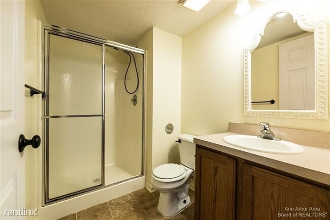 Building Photo - 1381 Millbrook Trail