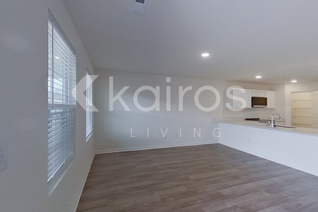 Building Photo - 7016 Moss Creek Way