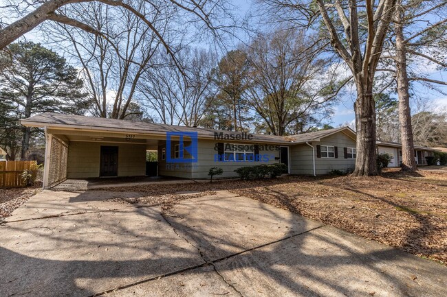 Building Photo - 3 Bed/2 Bath Home in Jackson!